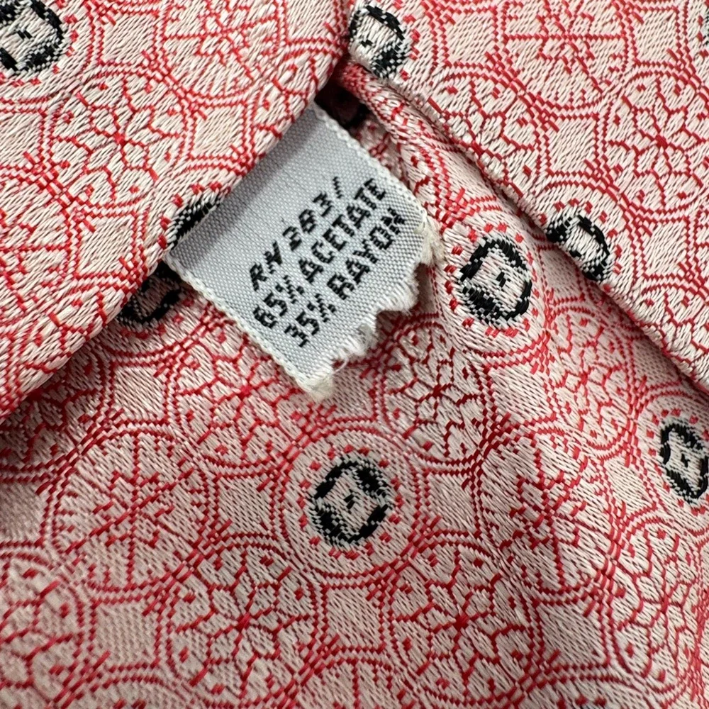 Vintage gently used